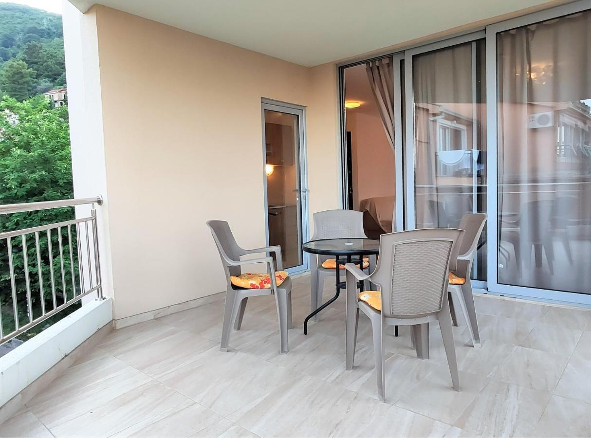 Pavlina Apartments Budva Exteriör bild