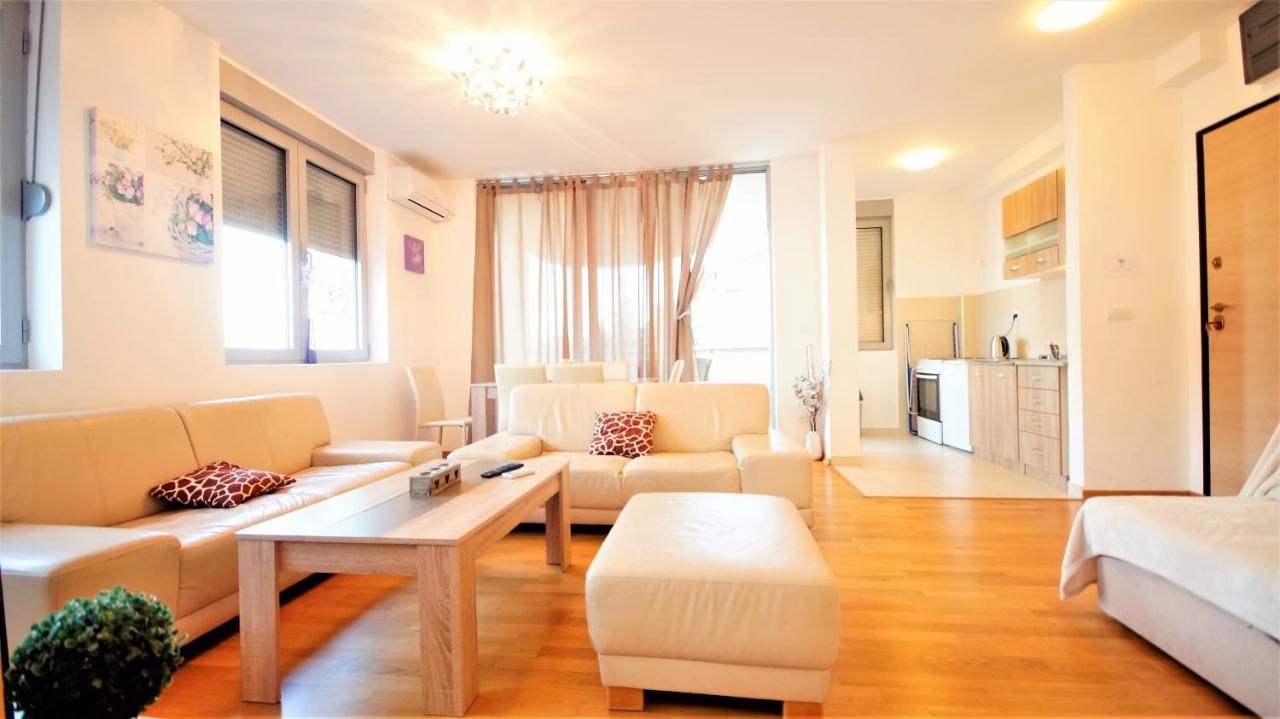 Pavlina Apartments Budva Exteriör bild